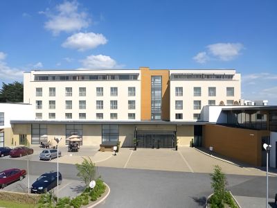 Manor West Hotel & Leisure Club