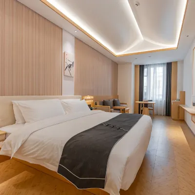 Haoshi Selected Apartment (Jiading North Riyueguang Center) Hotels near North Jiading Station
