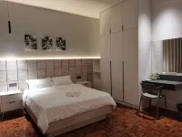 97 HomeStay Kuching 4R3B 9pax 2carpark