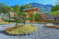 Chongyi Luwan Hot Spring Homestay