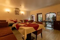 Amritara Suryauday Haveli - breakfast