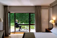 Parador de Argomaniz Hotels in 