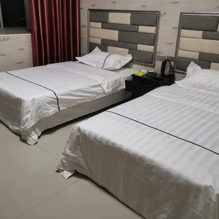 Yinjiang Xinchen Hotel