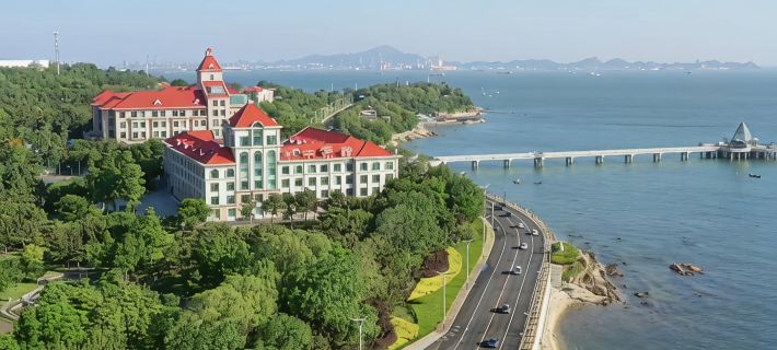Dongshan Guesthouse Hotels in Yantai