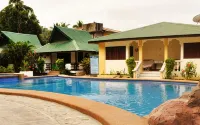 Seashore Beach Resort - Bãi biển