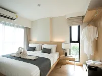 Iconic Hotel Chatuchak Hoteles cerca de Escuela Horwang