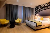 Le Louvre Hotel & Spa