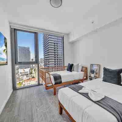 Luxury 3Br 2Bath Condo in Miami Rooms