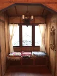Unplugged Rustic Cabin in the Woods