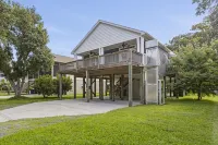 The Golden Gulls -Roomy 3Br/2BA, Near Shops, Food, & Beach-Golfcart Rental - 4성급