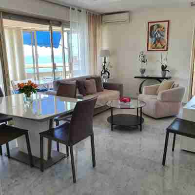 Beautiful apartment with sea view - Cros de Cagnes 06800 Others