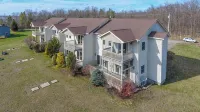 Spacious 4-bedroom overlooking Singer Castle including boat slip on the river - 4-Star