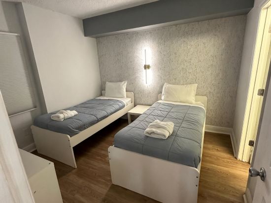 Amazing 2-bedroom apartment with WiFi, AC in fabulous Orlando