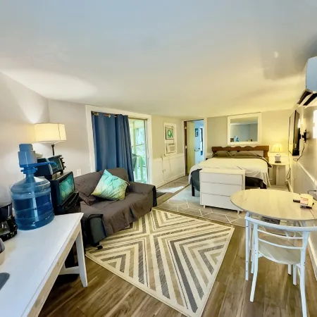 Cozy Oceanside Suite in Frisco!