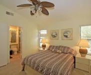 Magical Views, 50ft to Waterfalls, Few Steps to Pool -Pets ok,Wifi,Permit 062281