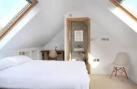 Beautiful self contained Cotswold style cottage 15 mins Central Oxford