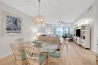 Waterfront 2BR 2BA  Pool - 10 min walk to Beach