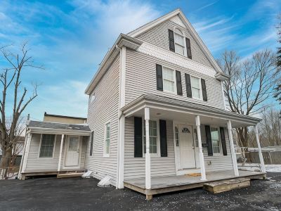 Cozy and Convenient Home 3Br 2Bapleasantly Comfortable Suburban Home