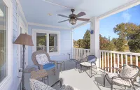 Elegant Escape: Pool-Gourmet-Kitchen-Elevator - 4-Star