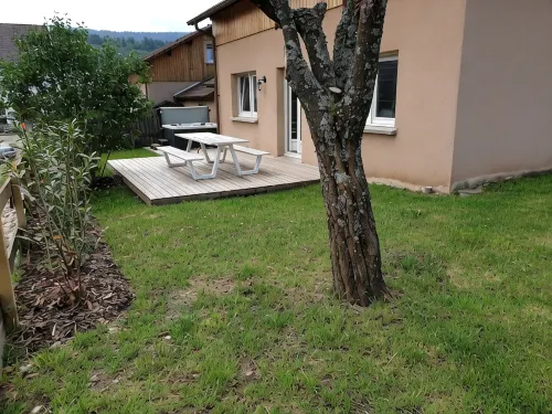 A 300m DU LAC ET DU Centre Ville LA Maison DE Noemia - 4-Star