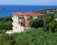 Two Bedroom Apartment with a Sea View close to the city center Hotels in 