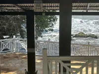 Oceanfront Luxury Villa: Private Beach & Staff, Solar Powered Hotels in Treasure Beach