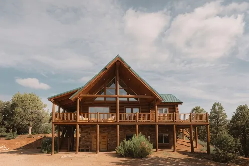 THE ZION CABIN—Log Cabin Just Outside Zion National Park