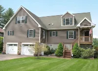 Beautiful 5 bedroom Waterfront House w/skiing/snowboarding/snow mobile path near - Homestays