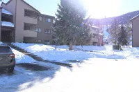 Stylish 2Bd 2BA. Steps to Beaver Creek Shuttle. Remodeled.