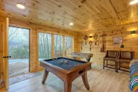 3 Suites with Game/Movie Room & Hot Tub - Hytter