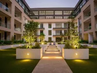 Embassy Gardens Luxury Suites Cpg Hotels near Labadi