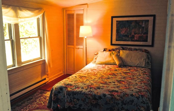 Waterfront Beachhouse: Best Harbor Location and View