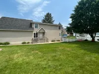Huge waterfront lake house on Manitou- perfect year round retreat, sleeps 10