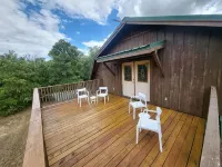 Spacious log cabin for country getaway Hotele w: Freestone County