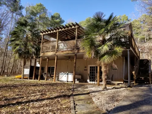 Relax among the palms at Reeled Inn on Beautiful Lake Gaston