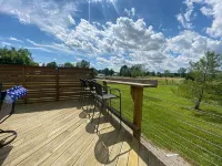 Country Home with 3B 1.5B w/ Room for Fishermen with Trucks Boats & Trailers - 4-Sterne
