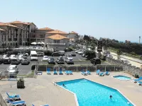 Mer and Golf Apart-Hotel - Beach