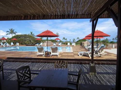 G110 - Ground floor, close to ocean and all amenities, great view - Private Pools