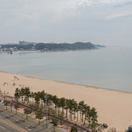 Pohang Pool Villa Yeongil