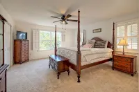 Lakefront Home in Gated Bear Paw with private Dock and Starlink Internet - Gym