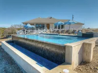 Hilltop Lux Haus with InfinityPool-Hottub-PoolTable - 5 stjerner