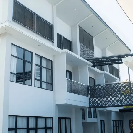 The Emirio Hotel & Cottage