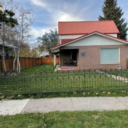 Enjoy your stay in Bozeman with this home in easy walking distance to downtown.