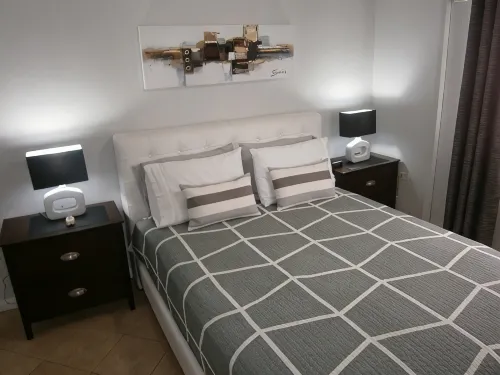 3 Br/3 Bath. Sint Maarten Direct Beachfront & Private Pool!  from 250/nt!!