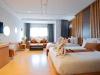 Razane Hotel فنادق في القنيطرة