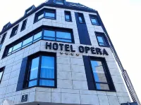 Hotel Opera Hotels near Historical Museum