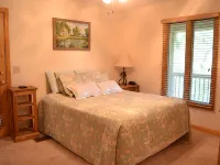 Little Tennessee River Cabin - in the Smoky Mountains Hotels in Cowee