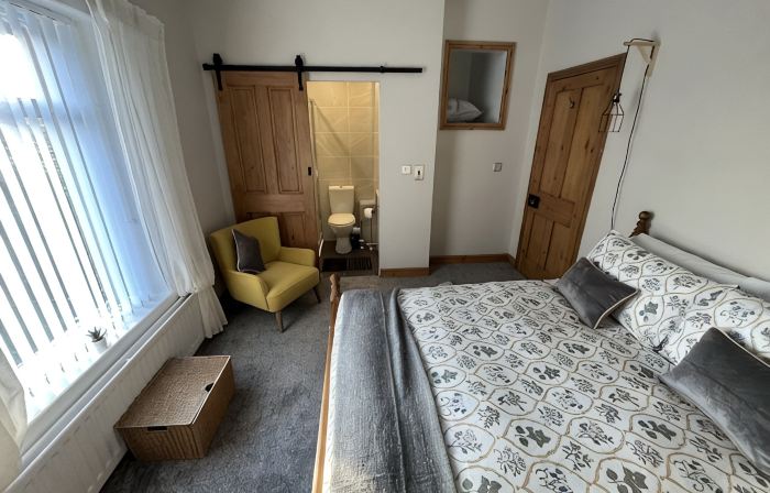Railway Cottage Retreat:15min walk to Beach:Beautiful Coastline: Parking: Wifi