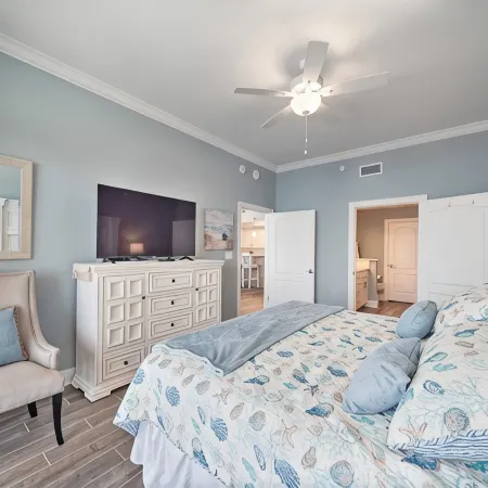 Direct Beachfront Condo Splash Pad Lazy River-Waterslide-Walk to Restaurants