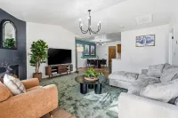 Yosemite Getaway! Stylish 2Br Near South Gate
